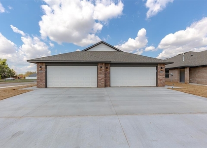 2324 Sw 90 Place - Photo 1
