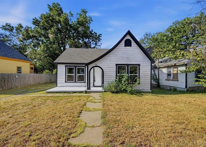 716 W Heron Street - Photo 1