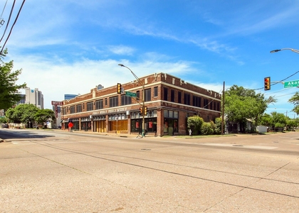 1108 S Akard Street - Photo 1