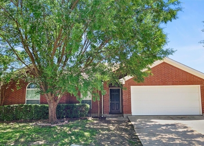 8008 Mourning Dove Drive - Photo 1