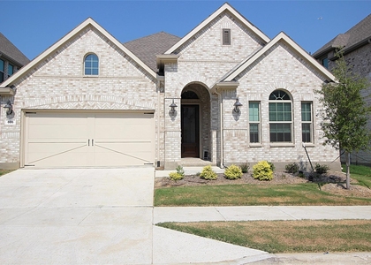 606 Artesian Drive - Photo 1
