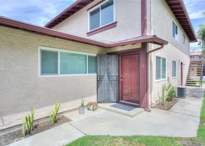 1085 W Sierra Madre - Photo 1