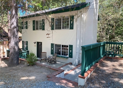 939 Canyon Spur - Photo 1