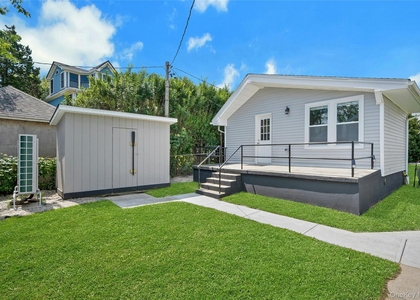 Minnieford Avenue - Photo 1
