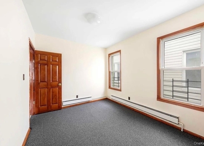 90-37 77th Street - Photo 1