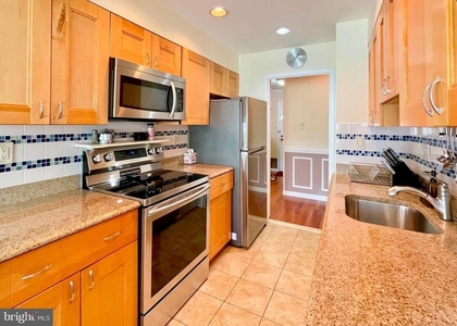 2817 Jermantown Road - Photo 1