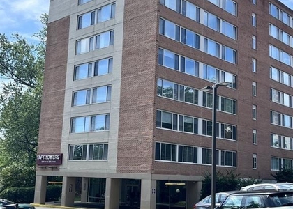1210 N Taft Street - Photo 1