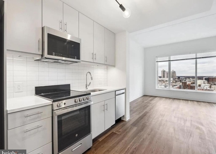 569 N 5th Street - Photo 1
