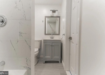 2401 S Alder Street - Photo 1