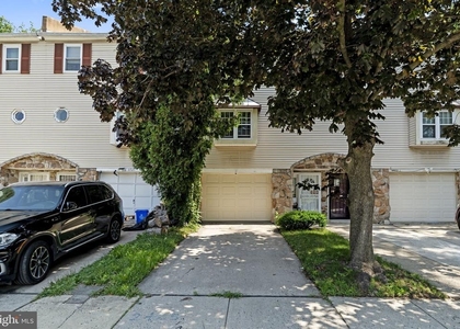 6925 Sprague Street - Photo 1