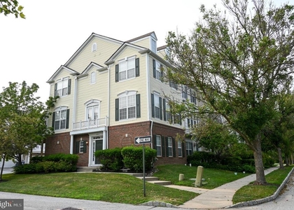 1910 Cavalier Lane - Photo 1