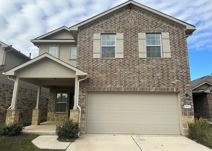 1440 Fairhaven Gtwy - Photo 1
