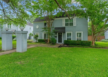 6109 Bullard Dr - Photo 1