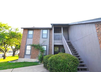 400 Rawhide Loop - Photo 1