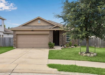 4907 Fairwater Ct - Photo 1