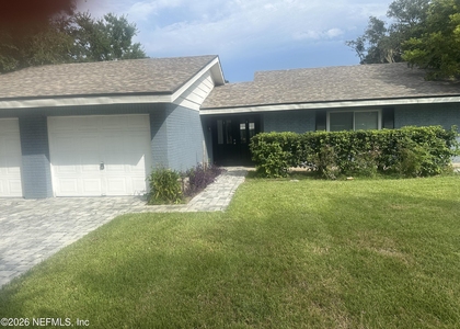 112 Granada Lane - Photo 1