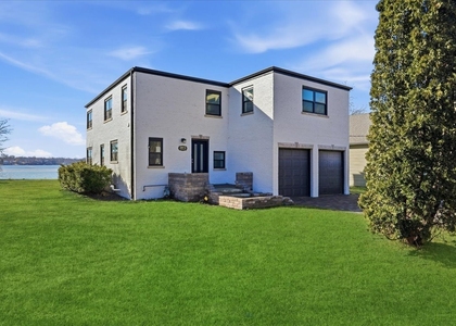 297 E Lakeview Avenue - Photo 1