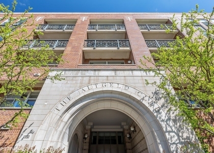 1350 W Fullerton Avenue - Photo 1