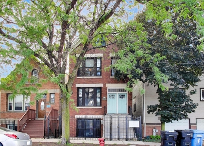 1532 N Greenview Avenue - Photo 1