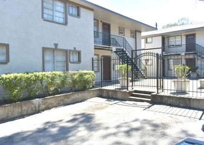 2524 Binz Street - Photo 1