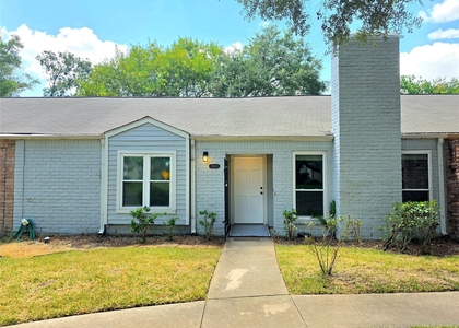 11805 Southlake Drive - Photo 1