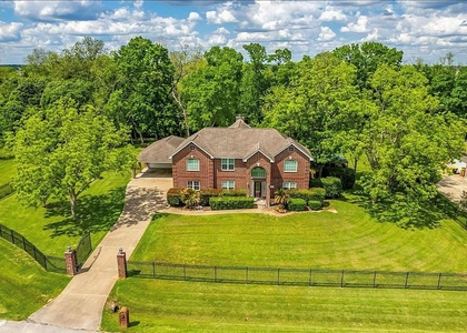 5434 Chinaberry Grove - Photo 1