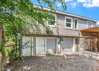 213 Caplin Street - Photo 1