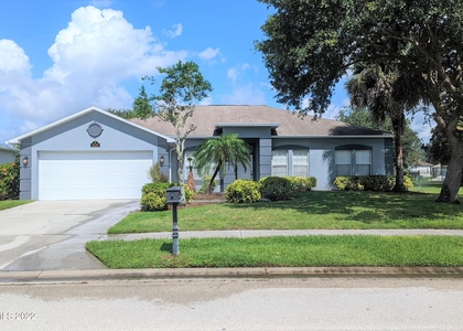 5526 Indigo Crossing Drive - Photo 1