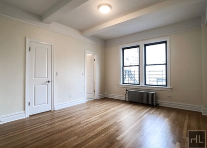 East 80th Street - Photo 1