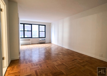 Fourth Avenue - Photo 1
