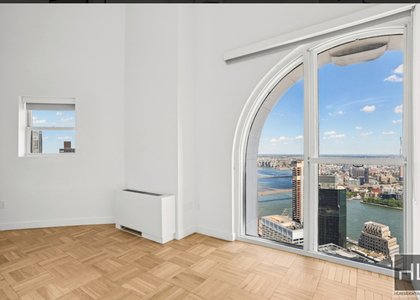 Exchange Place - Photo 1