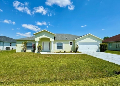 1011 Morvan Lane - Photo 1