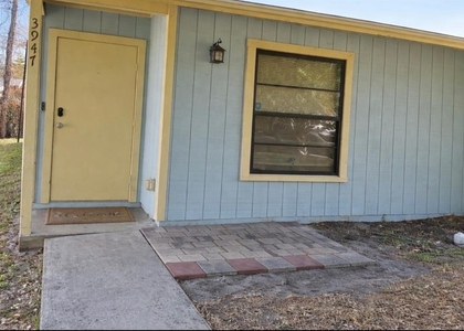 3949 Liberty Avenue - Photo 1