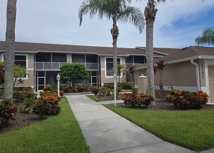 5320 Hyland Hills Avenue - Photo 1