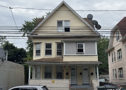 752 Boston Avenue - Photo 1