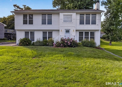 24 Thimble Farms Road - Photo 1