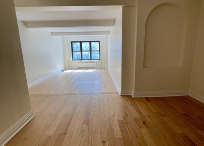 East 56th Street - Photo 1