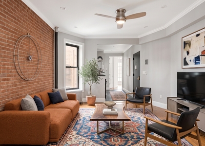 171 East 102nd Street #4E - Photo 1