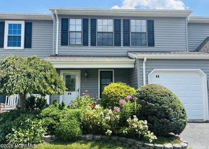 44 Mariners Cove - Photo 1