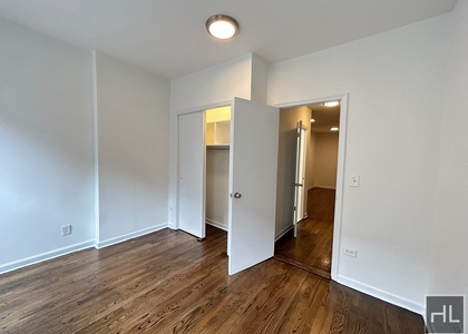 East 89 Street - Photo 1