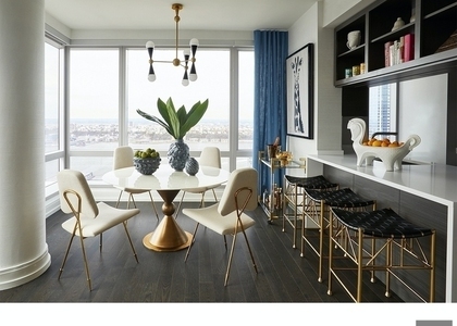 Tenth Avenue - Photo 1