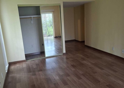 2 Greenway Village N - Photo 1