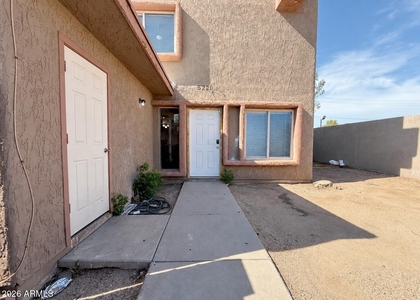 5220 W Lynwood Street - Photo 1