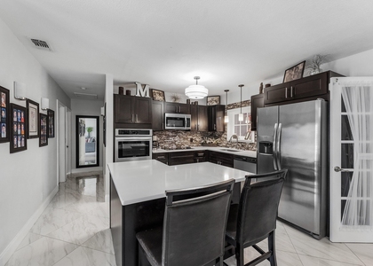 517 Ibis Drive - Photo 1