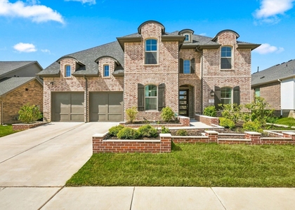 2812 Dunbar Drive - Photo 1