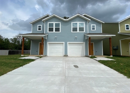 813 W Coffin Street - Photo 1