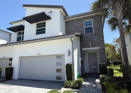 9028 Kingsmoor Way - Photo 1