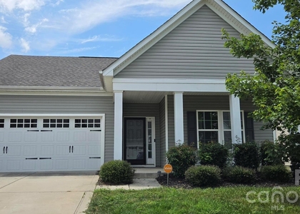 7347 Raylee Avenue Sw - Photo 1