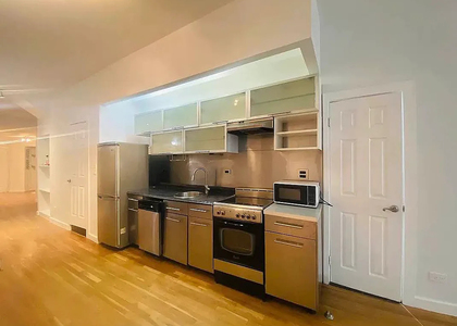 West 29th Street - Photo 1