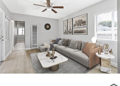 310 W Magnolia - Photo 1